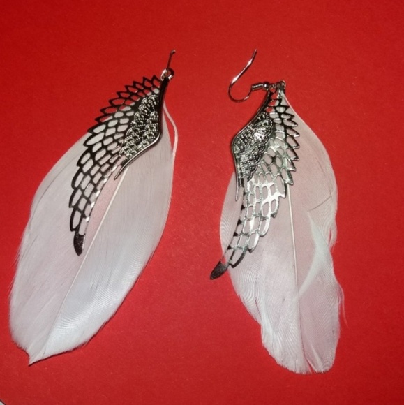 FEATHER (REAL) EARRINGS - Picture 2 of 3